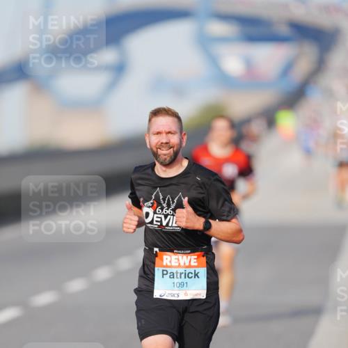 03.10.2026 - Köhlbrandbrückenlauf LAZAROV Photography http://msf.ph/oto/10688688 03.10.2026 09:39:20 Position 3 6, 66, 1091 meine-sportfotos.de