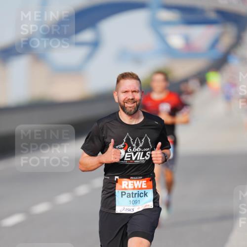 03.10.2026 - Köhlbrandbrückenlauf LAZAROV Photography http://msf.ph/oto/10688690 03.10.2026 09:39:20 Position 3 6, 66, 1091 meine-sportfotos.de