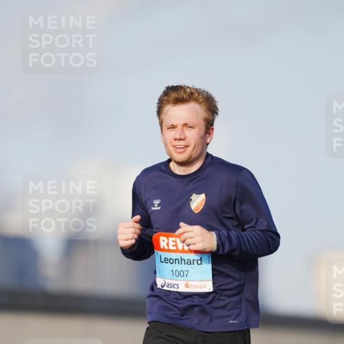 03.10.2026 - Köhlbrandbrückenlauf LAZAROV Photography http://msf.ph/oto/10688713 03.10.2026 09:39:42 Position 3 1007 meine-sportfotos.de