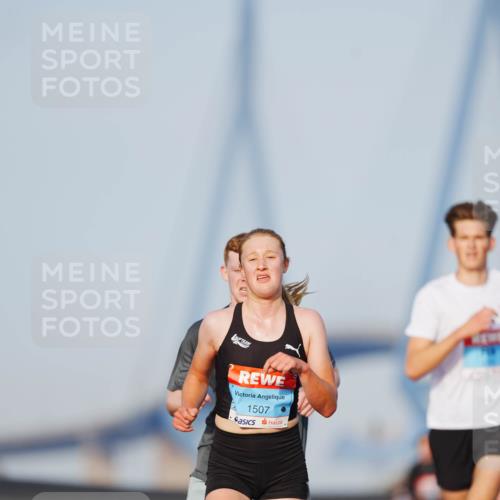 03.10.2026 - Köhlbrandbrückenlauf LAZAROV Photography http://msf.ph/oto/10688724 03.10.2026 09:39:45 Position 3 20, 1507 meine-sportfotos.de