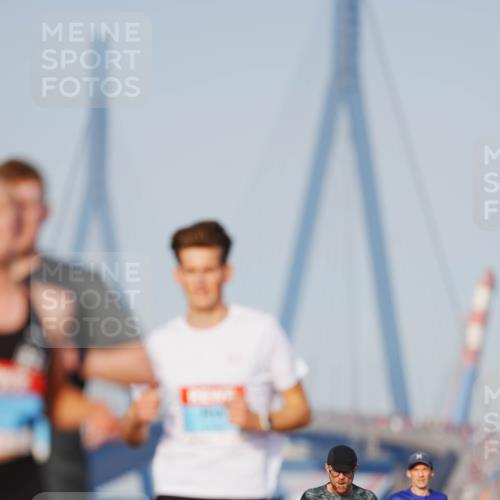 03.10.2026 - Köhlbrandbrückenlauf LAZAROV Photography http://msf.ph/oto/10688744 03.10.2026 09:39:47 Position 3 2067 meine-sportfotos.de