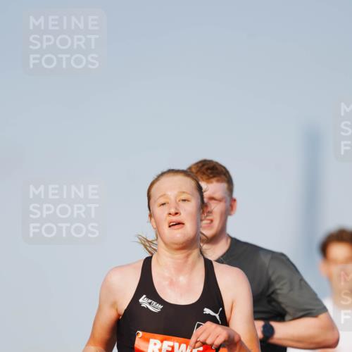 03.10.2026 - Köhlbrandbrückenlauf LAZAROV Photography http://msf.ph/oto/10688750 03.10.2026 09:39:48 Position 3 1507 meine-sportfotos.de