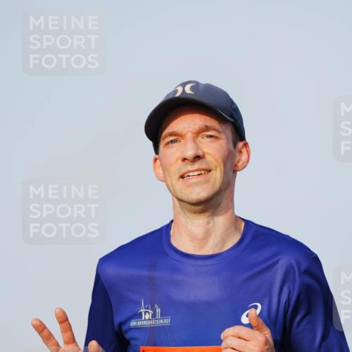 03.10.2026 - Köhlbrandbrückenlauf LAZAROV Photography http://msf.ph/oto/10688785 03.10.2026 09:39:58 Position 3 2165 meine-sportfotos.de