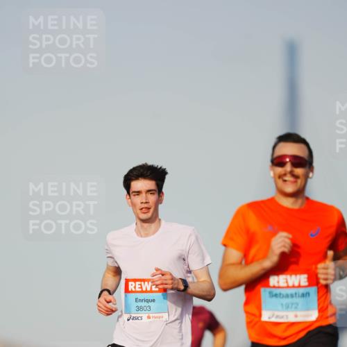 03.10.2026 - Köhlbrandbrückenlauf LAZAROV Photography http://msf.ph/oto/10688859 03.10.2026 09:40:17 Position 3 3803, 1972 meine-sportfotos.de
