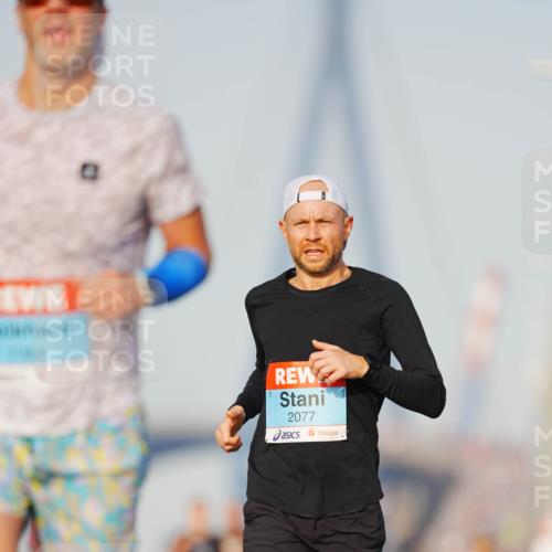 03.10.2026 - Köhlbrandbrückenlauf LAZAROV Photography http://msf.ph/oto/10688912 03.10.2026 09:40:26 Position 3 2077 meine-sportfotos.de
