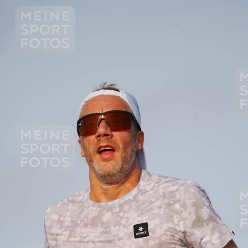 03.10.2026 - Köhlbrandbrückenlauf LAZAROV Photography http://msf.ph/oto/10688921 03.10.2026 09:40:27 Position 3 1064 meine-sportfotos.de