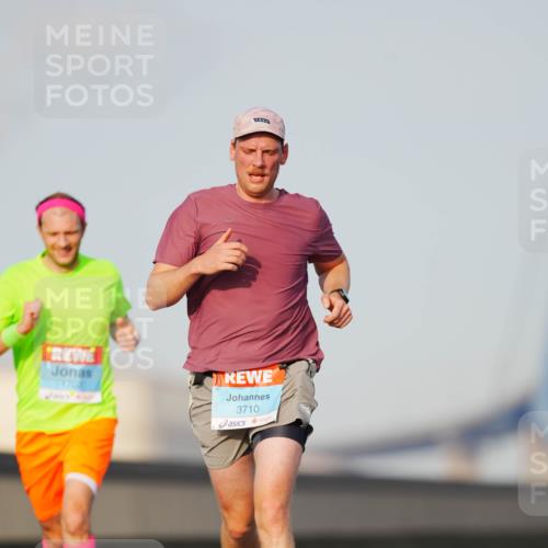 03.10.2026 - Köhlbrandbrückenlauf LAZAROV Photography http://msf.ph/oto/10688933 03.10.2026 09:40:31 Position 3 170, 3710 meine-sportfotos.de