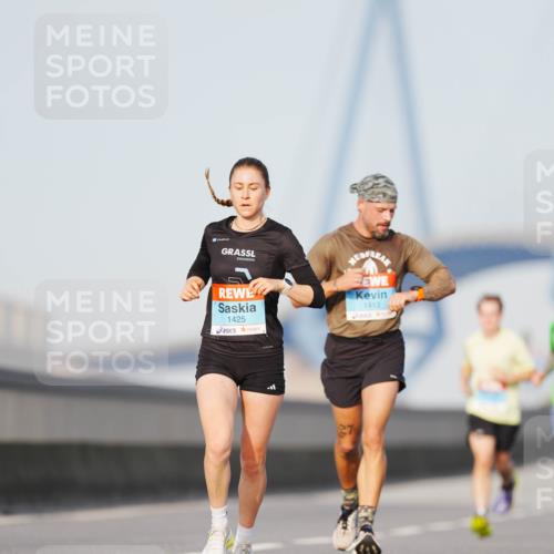 03.10.2026 - Köhlbrandbrückenlauf LAZAROV Photography http://msf.ph/oto/10688952 03.10.2026 09:40:35 Position 3 1425, 1413 meine-sportfotos.de