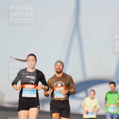 03.10.2026 - Köhlbrandbrückenlauf LAZAROV Photography http://msf.ph/oto/10688962 03.10.2026 09:40:36 Position 3 1425, 1413, 27 meine-sportfotos.de
