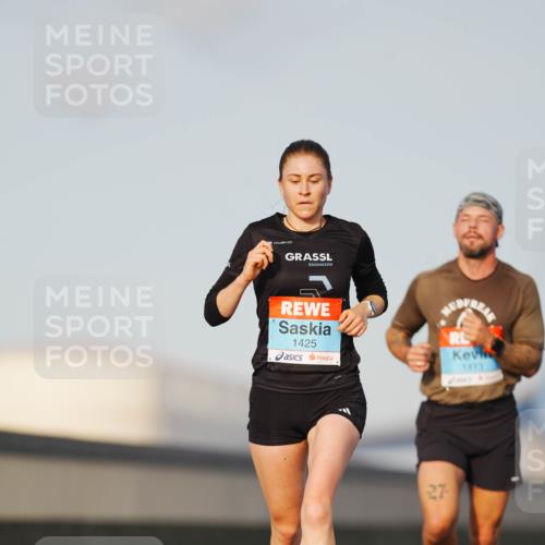03.10.2026 - Köhlbrandbrückenlauf LAZAROV Photography http://msf.ph/oto/10688971 03.10.2026 09:40:37 Position 3 1425, 1413, 27 meine-sportfotos.de