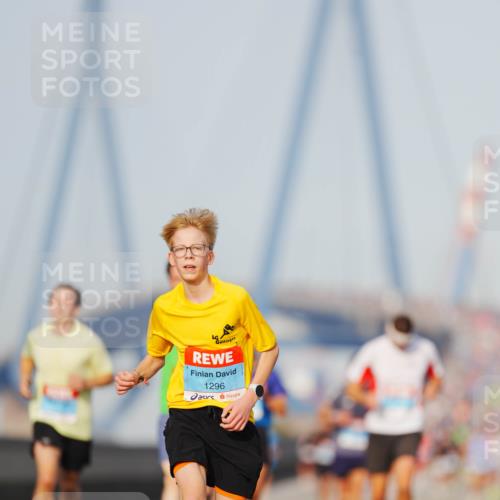 03.10.2026 - Köhlbrandbrückenlauf LAZAROV Photography http://msf.ph/oto/10688985 03.10.2026 09:40:39 Position 3 1296 meine-sportfotos.de