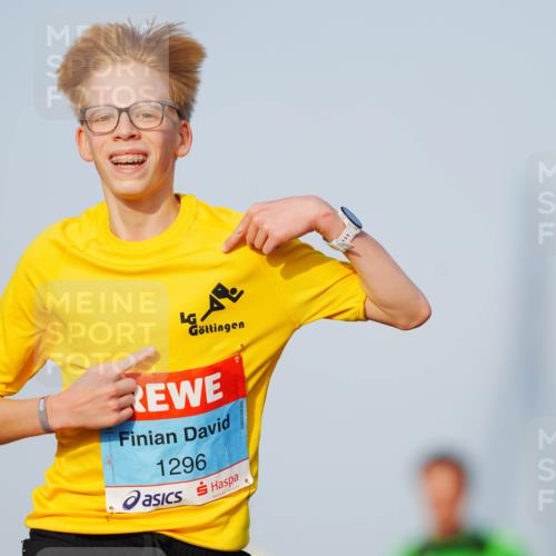03.10.2026 - Köhlbrandbrückenlauf LAZAROV Photography http://msf.ph/oto/10689001 03.10.2026 09:40:43 Position 3 1296 meine-sportfotos.de