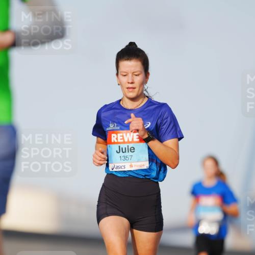 03.10.2026 - Köhlbrandbrückenlauf LAZAROV Photography http://msf.ph/oto/10689033 03.10.2026 09:40:48 Position 3 1357 meine-sportfotos.de