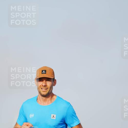 03.10.2026 - Köhlbrandbrückenlauf LAZAROV Photography http://msf.ph/oto/10689100 03.10.2026 09:41:10 Position 3 1261 meine-sportfotos.de