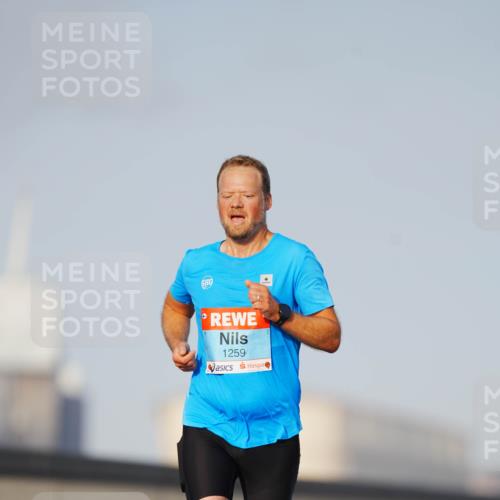 03.10.2026 - Köhlbrandbrückenlauf LAZAROV Photography http://msf.ph/oto/10689108 03.10.2026 09:41:16 Position 3 1259 meine-sportfotos.de
