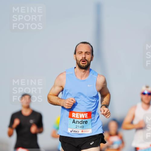 03.10.2026 - Köhlbrandbrückenlauf LAZAROV Photography http://msf.ph/oto/10689118 03.10.2026 09:41:20 Position 3 2149 meine-sportfotos.de