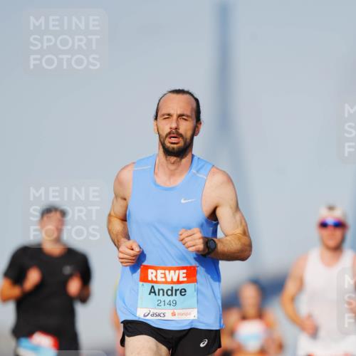 03.10.2026 - Köhlbrandbrückenlauf LAZAROV Photography http://msf.ph/oto/10689119 03.10.2026 09:41:21 Position 3 2149 meine-sportfotos.de