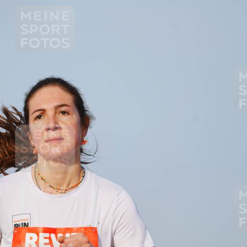 03.10.2026 - Köhlbrandbrückenlauf LAZAROV Photography http://msf.ph/oto/10689179 03.10.2026 09:41:30 Position 3 2218 meine-sportfotos.de