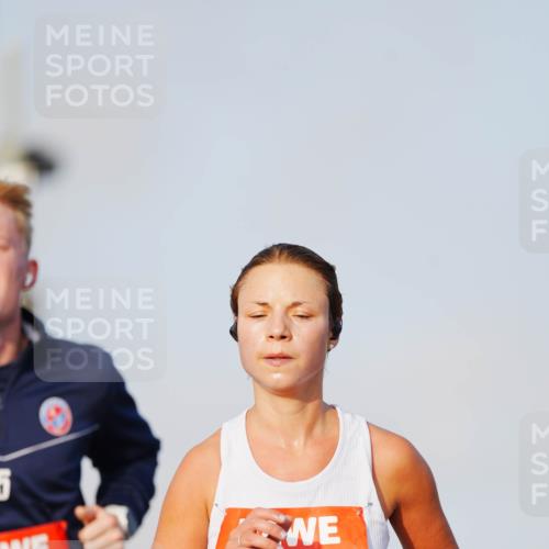 03.10.2026 - Köhlbrandbrückenlauf LAZAROV Photography http://msf.ph/oto/10689212 03.10.2026 09:41:38 Position 3 5, 8779, 3763 meine-sportfotos.de