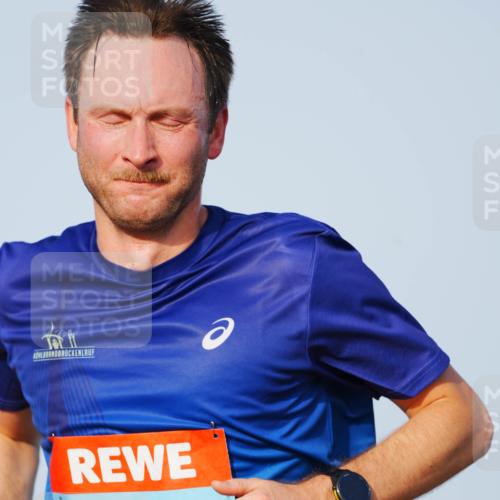 03.10.2026 - Köhlbrandbrückenlauf LAZAROV Photography http://msf.ph/oto/10689222 03.10.2026 09:41:39 Position 3 1129 meine-sportfotos.de