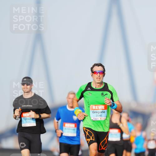 03.10.2026 - Köhlbrandbrückenlauf LAZAROV Photography http://msf.ph/oto/10689225 03.10.2026 09:41:42 Position 3 2656, 2046 meine-sportfotos.de