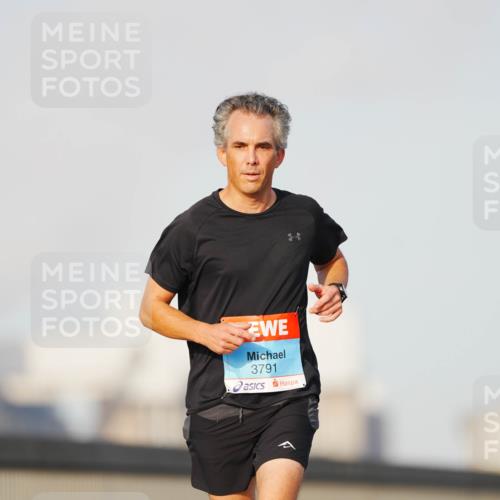 03.10.2026 - Köhlbrandbrückenlauf LAZAROV Photography http://msf.ph/oto/10689249 03.10.2026 09:41:46 Position 3 3791 meine-sportfotos.de
