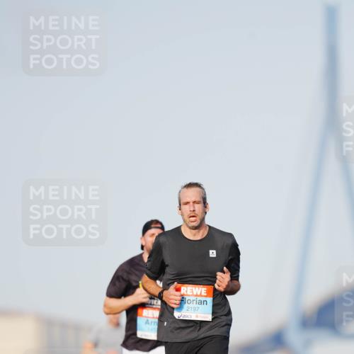 03.10.2026 - Köhlbrandbrückenlauf LAZAROV Photography http://msf.ph/oto/10689338 03.10.2026 09:42:04 Position 3 2197 meine-sportfotos.de