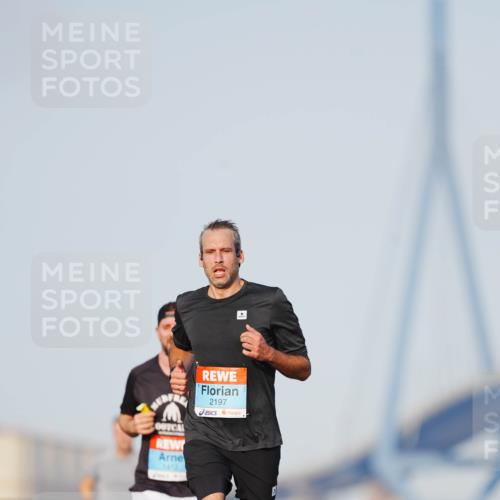 03.10.2026 - Köhlbrandbrückenlauf LAZAROV Photography http://msf.ph/oto/10689339 03.10.2026 09:42:04 Position 3 1412, 2197 meine-sportfotos.de
