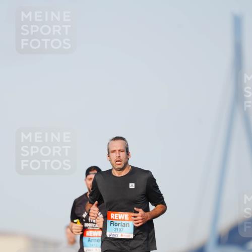 03.10.2026 - Köhlbrandbrückenlauf LAZAROV Photography http://msf.ph/oto/10689342 03.10.2026 09:42:04 Position 3 2197, 1412 meine-sportfotos.de