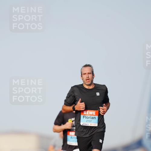 03.10.2026 - Köhlbrandbrückenlauf LAZAROV Photography http://msf.ph/oto/10689345 03.10.2026 09:42:05 Position 3 2197 meine-sportfotos.de