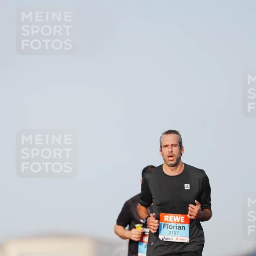 03.10.2026 - Köhlbrandbrückenlauf LAZAROV Photography http://msf.ph/oto/10689347 03.10.2026 09:42:05 Position 3 2197 meine-sportfotos.de