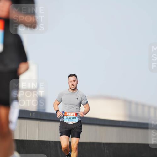 03.10.2026 - Köhlbrandbrückenlauf LAZAROV Photography http://msf.ph/oto/10689361 03.10.2026 09:42:09 Position 3 2206 meine-sportfotos.de