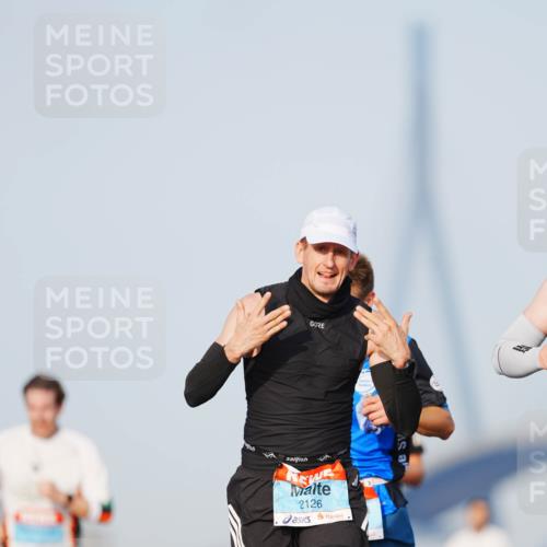03.10.2026 - Köhlbrandbrückenlauf LAZAROV Photography http://msf.ph/oto/10689403 03.10.2026 09:42:24 Position 3 2126 meine-sportfotos.de