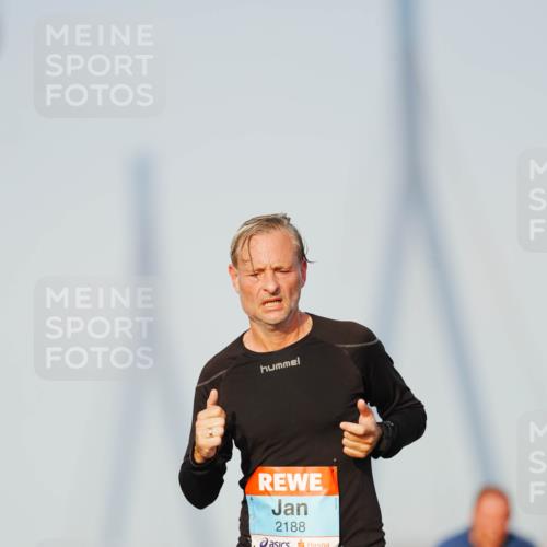 03.10.2026 - Köhlbrandbrückenlauf LAZAROV Photography http://msf.ph/oto/10689430 03.10.2026 09:42:28 Position 3 2188 meine-sportfotos.de