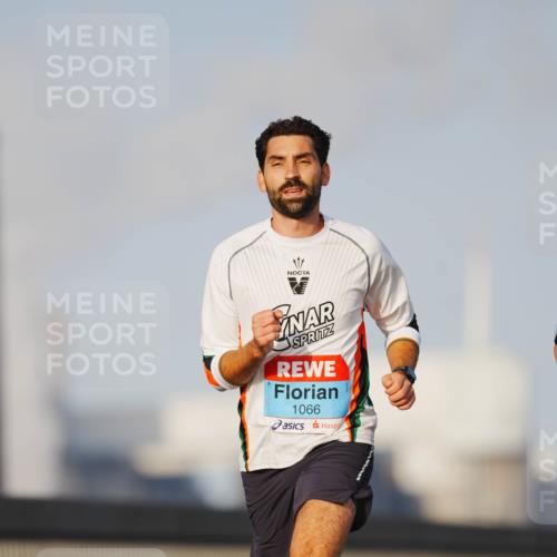 03.10.2026 - Köhlbrandbrückenlauf LAZAROV Photography http://msf.ph/oto/10689462 03.10.2026 09:42:39 Position 3 1066 meine-sportfotos.de