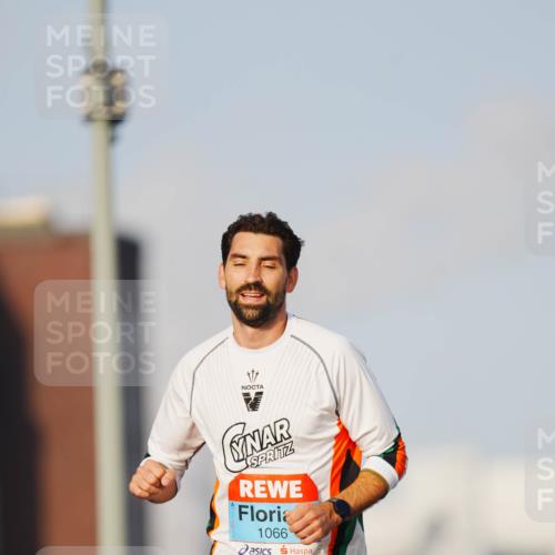 03.10.2026 - Köhlbrandbrückenlauf LAZAROV Photography http://msf.ph/oto/10689469 03.10.2026 09:42:40 Position 3 1066 meine-sportfotos.de