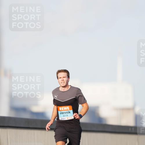 03.10.2026 - Köhlbrandbrückenlauf LAZAROV Photography http://msf.ph/oto/10689527 03.10.2026 09:42:49 Position 3 2219 meine-sportfotos.de