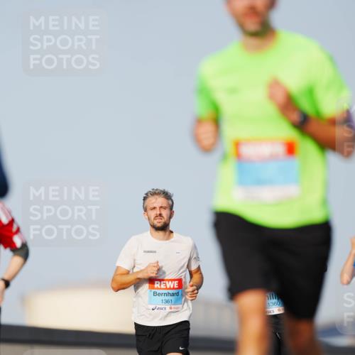 03.10.2026 - Köhlbrandbrückenlauf LAZAROV Photography http://msf.ph/oto/10689558 03.10.2026 09:42:58 Position 3 1361, 1360 meine-sportfotos.de