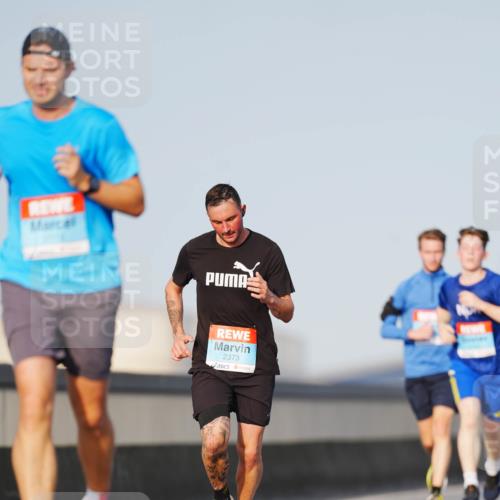 03.10.2026 - Köhlbrandbrückenlauf LAZAROV Photography http://msf.ph/oto/10689586 03.10.2026 09:43:04 Position 3 2373 meine-sportfotos.de
