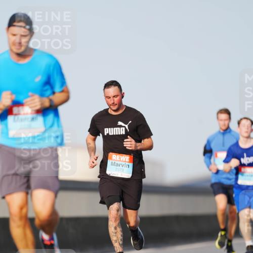 03.10.2026 - Köhlbrandbrückenlauf LAZAROV Photography http://msf.ph/oto/10689587 03.10.2026 09:43:04 Position 3 2373 meine-sportfotos.de