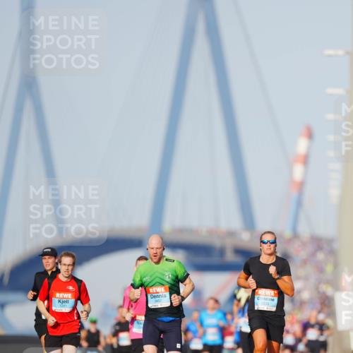 03.10.2026 - Köhlbrandbrückenlauf LAZAROV Photography http://msf.ph/oto/10689618 03.10.2026 09:43:13 Position 3 1241, 3457, 2235 meine-sportfotos.de