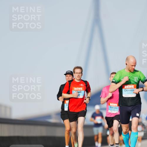 03.10.2026 - Köhlbrandbrückenlauf LAZAROV Photography http://msf.ph/oto/10689634 03.10.2026 09:43:17 Position 3 1466, 3457 meine-sportfotos.de