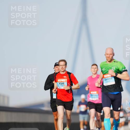 03.10.2026 - Köhlbrandbrückenlauf LAZAROV Photography http://msf.ph/oto/10689638 03.10.2026 09:43:18 Position 3 1241, 3457 meine-sportfotos.de