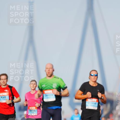 03.10.2026 - Köhlbrandbrückenlauf LAZAROV Photography http://msf.ph/oto/10689642 03.10.2026 09:43:19 Position 3 1241, 1466 meine-sportfotos.de