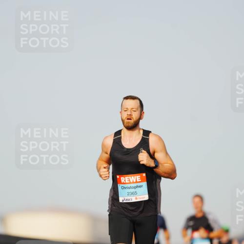 03.10.2026 - Köhlbrandbrückenlauf LAZAROV Photography http://msf.ph/oto/10689674 03.10.2026 09:43:28 Position 3 2365 meine-sportfotos.de