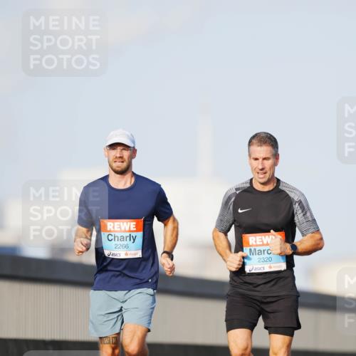 03.10.2026 - Köhlbrandbrückenlauf LAZAROV Photography http://msf.ph/oto/10689690 03.10.2026 09:43:35 Position 3 2266, 2320 meine-sportfotos.de
