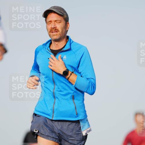 03.10.2026 - Köhlbrandbrückenlauf LAZAROV Photography http://msf.ph/oto/10689719 03.10.2026 09:43:41 Position 3  meine-sportfotos.de