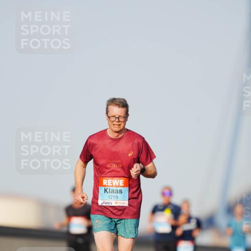 03.10.2026 - Köhlbrandbrückenlauf LAZAROV Photography http://msf.ph/oto/10689721 03.10.2026 09:43:42 Position 3 42, 195, 1216 meine-sportfotos.de