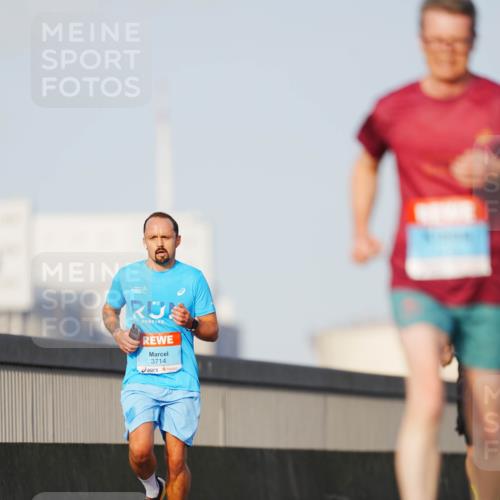 03.10.2026 - Köhlbrandbrückenlauf LAZAROV Photography http://msf.ph/oto/10689736 03.10.2026 09:43:44 Position 3 3714 meine-sportfotos.de