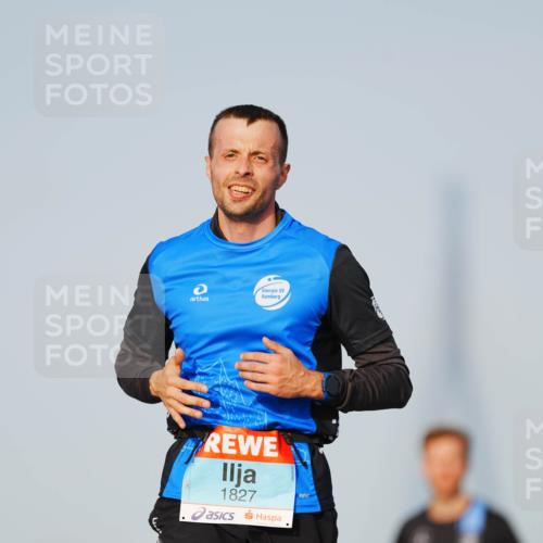 03.10.2026 - Köhlbrandbrückenlauf LAZAROV Photography http://msf.ph/oto/10689739 03.10.2026 09:43:45 Position 3 1827 meine-sportfotos.de